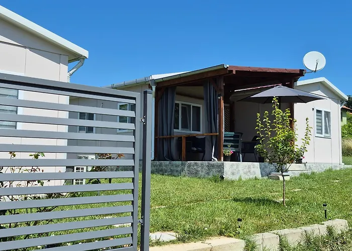 Πάρκο διακοπών къщички Sunrise *